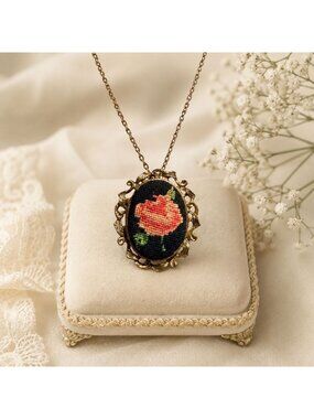 Vintage Needlepoint Rose Necklace Brooch Gold Tone Floral Convertible Pendant